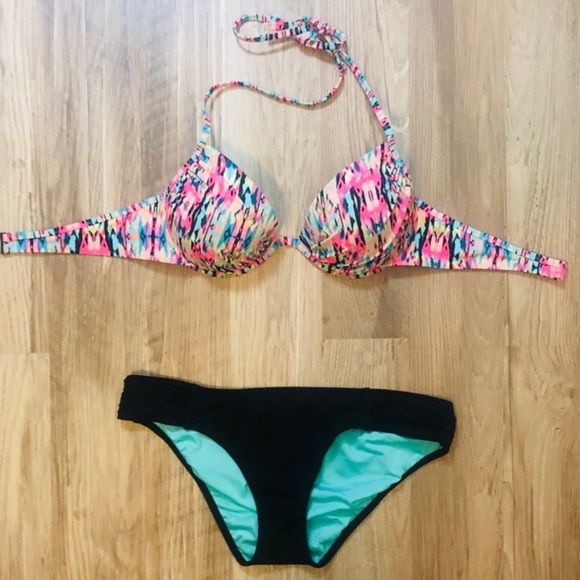 💙Shade & Shore Bikini👙 - Picture 1 of 5